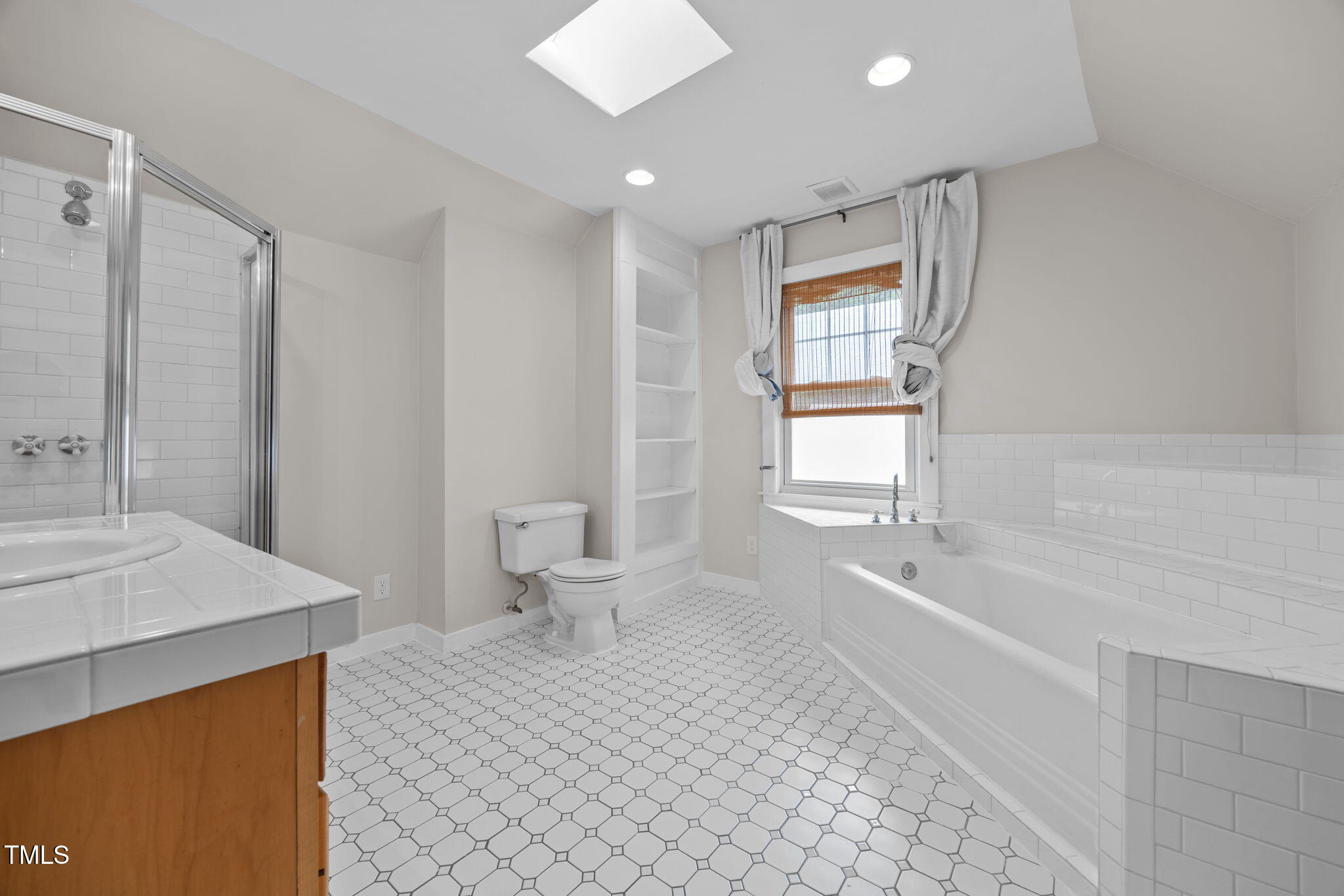 2710 Kilgore Avenue Raleigh, NC 27607 - Photo 14 of 52 31-web-or-mls-IMG_2340