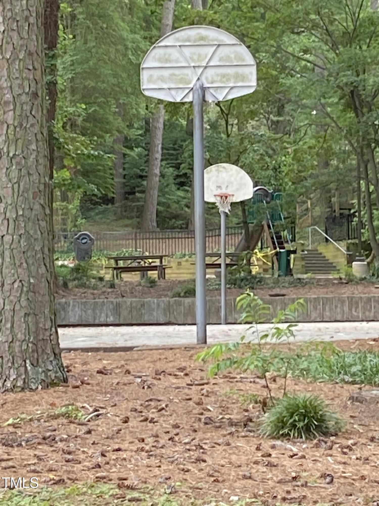 2710 Kilgore Avenue Raleigh, NC 27607 - Photo 43 of 52 IMG_1397