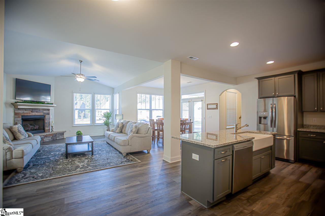 19 Octavia Road Taylors, SC 29687 - Photo 4 of 25 Gallery Image 4