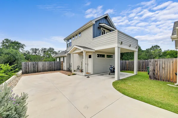 $525,000 | 1312 East M. Franklin Avenue, Unit 2, Austin, TX 78721