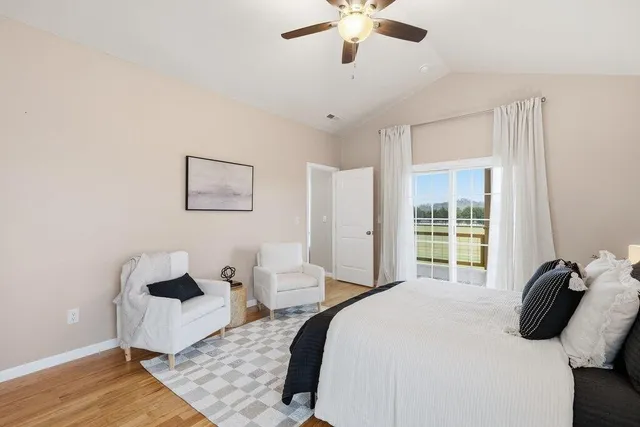 $625,000 | 1118 Espalier Drive, Decatur, TN 37322