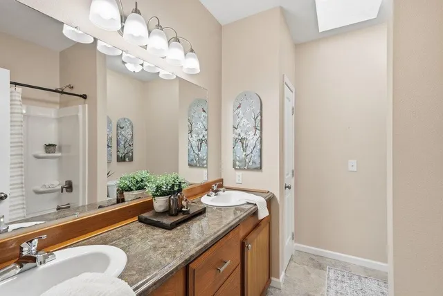 $625,000 | 1118 Espalier Drive, Decatur, TN 37322