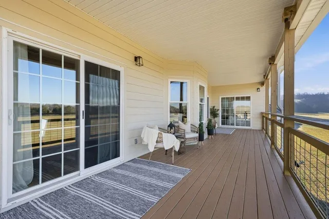 $625,000 | 1118 Espalier Drive, Decatur, TN 37322