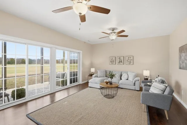 $625,000 | 1118 Espalier Drive, Decatur, TN 37322