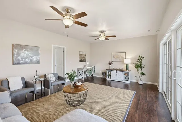 $625,000 | 1118 Espalier Drive, Decatur, TN 37322