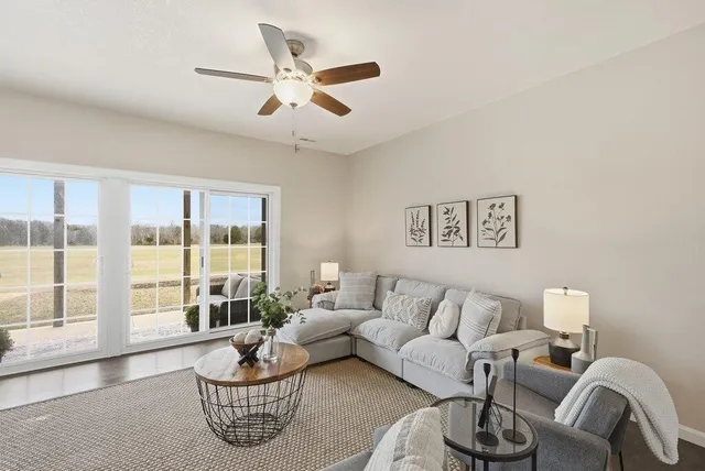 $625,000 | 1118 Espalier Drive, Decatur, TN 37322