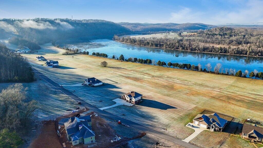 1118 Espalier Drive Decatur, TN 37322 - Photo 38 of 42