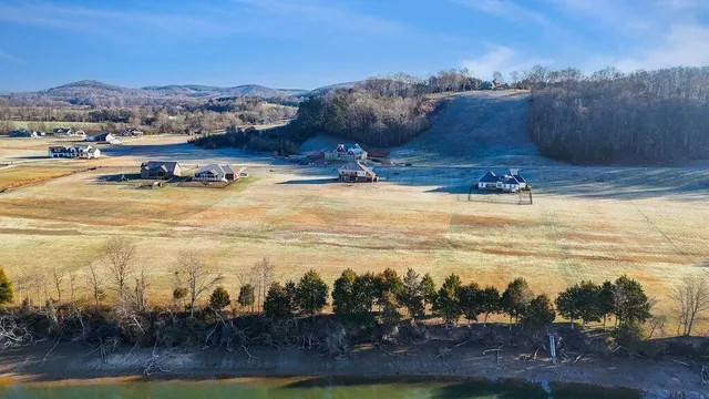 $625,000 | 1118 Espalier Drive, Decatur, TN 37322