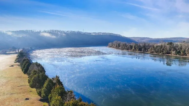 $625,000 | 1118 Espalier Drive, Decatur, TN 37322