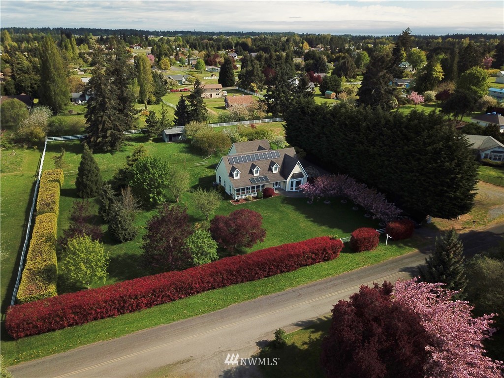 330 Williamson Road Sequim, WA 98382 - Photo 2 of 40