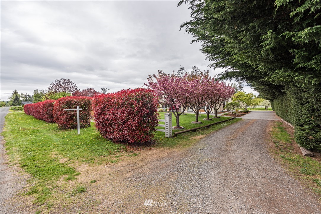 330 Williamson Road Sequim, WA 98382 - Photo 4 of 40