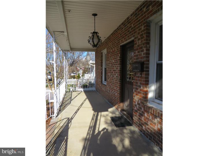 619 Delaware Avenue Riverside, NJ 08075 - Photo 3 of 22