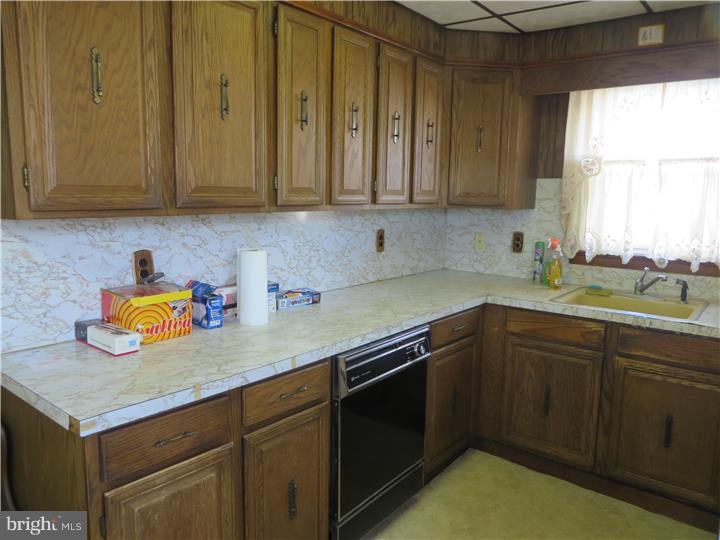 619 Delaware Avenue Riverside, NJ 08075 - Photo 9 of 22