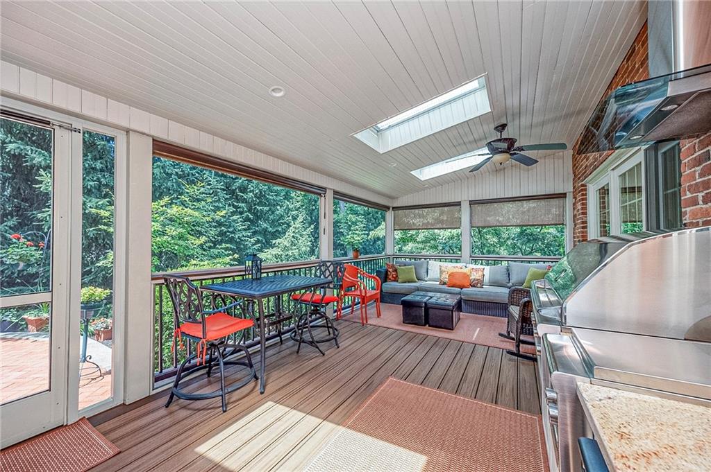 310 Wildberry Road Pittsburgh, PA 15238 - Photo 13 of 45