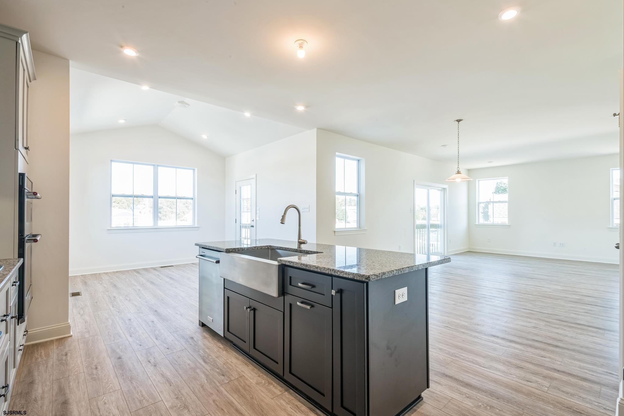 1214 Jarvis Road Sicklerville, NJ 08081 - Photo 22 of 26