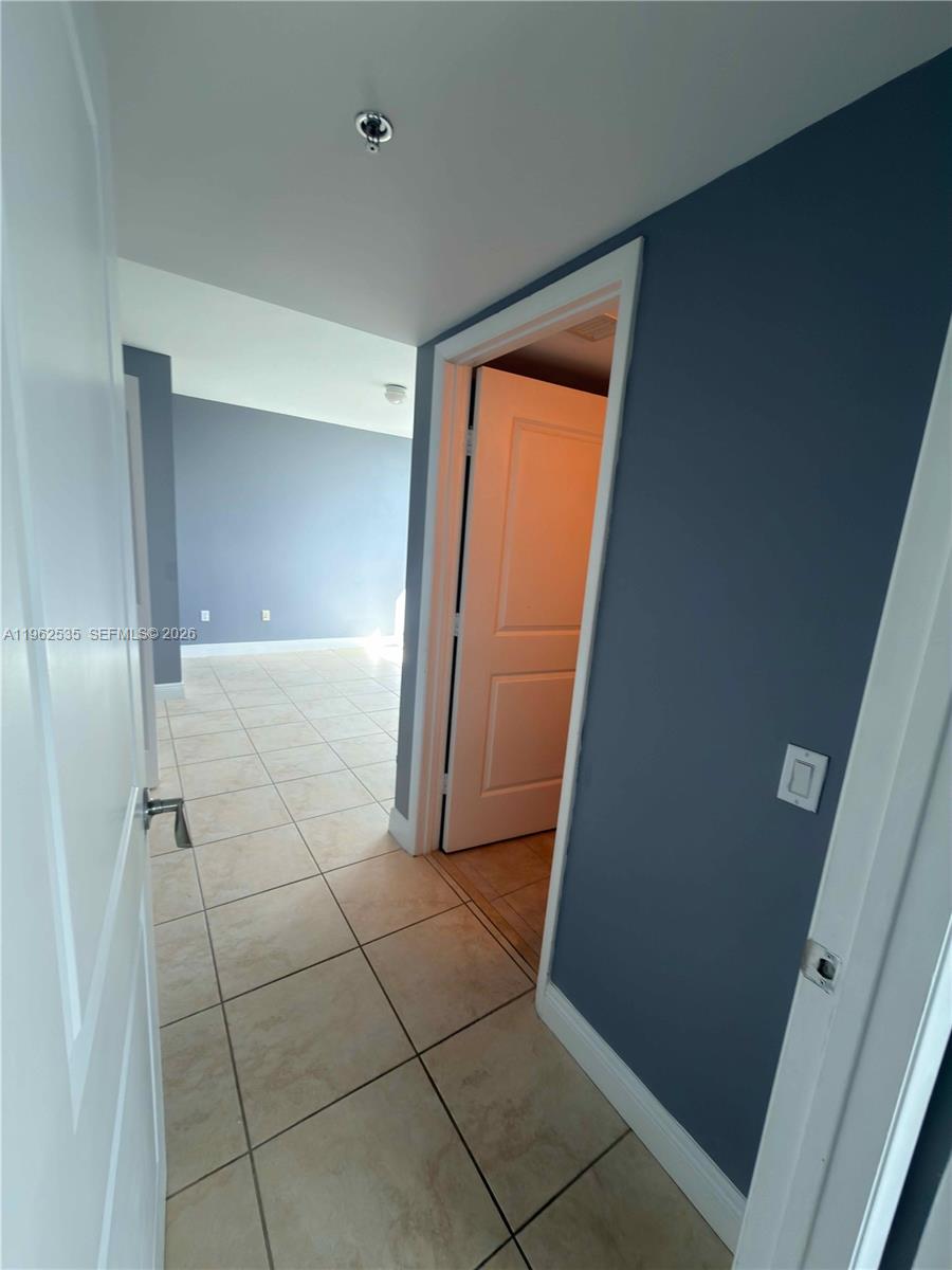 2641 North Flamingo Road, Unit 1701N Sunrise, FL 33323 - Photo 29 of 48