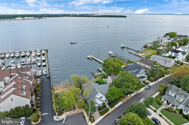 $3,500,000 | 513 Horn Point Drive, Annapolis, MD 21403