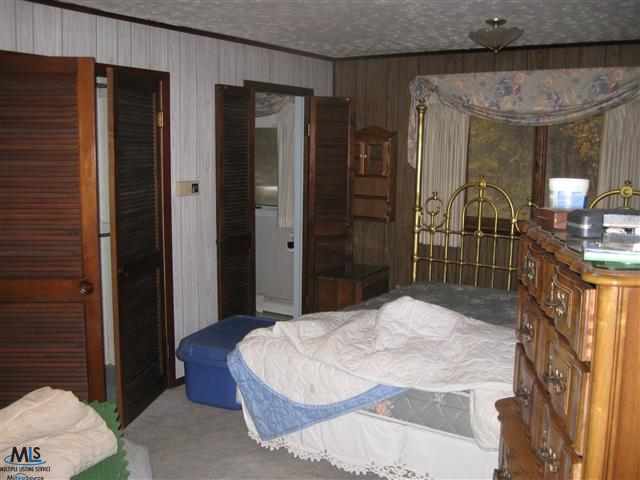 3805 Cribbins Road Avoca, MI 48006 - Photo 13 of 25 31123955-12.JPG