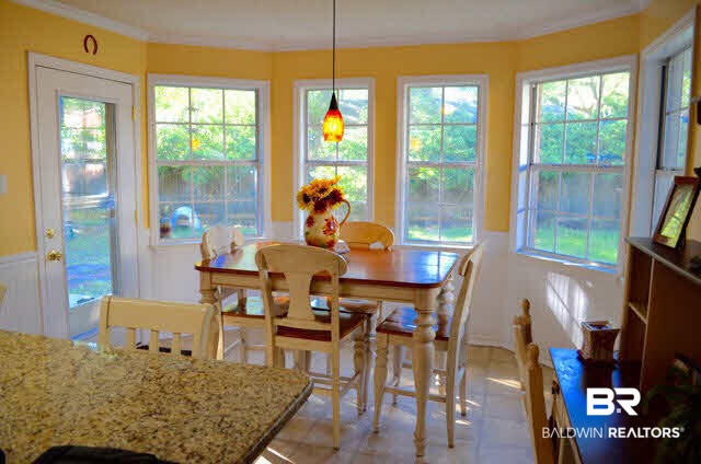 141 Ridgewood Drive Daphne, AL 36526 - Photo 9 of 19 BrightBreakfast Area