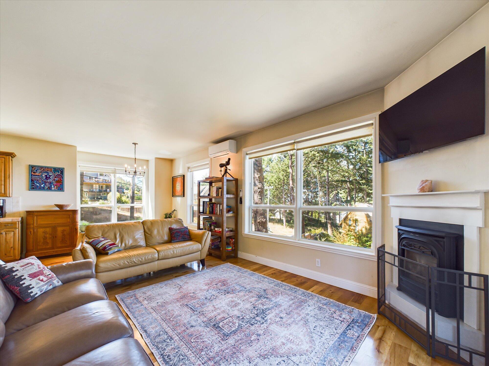 737 Beach Road Whitethorn, CA 95589 - Photo 16 of 67