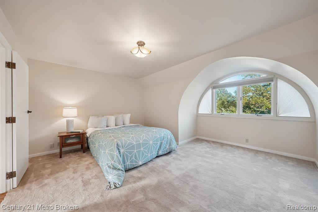 9095 South Saginaw Road, Unit 23 Grand Blanc, MI 48439 - Photo 34 of 54