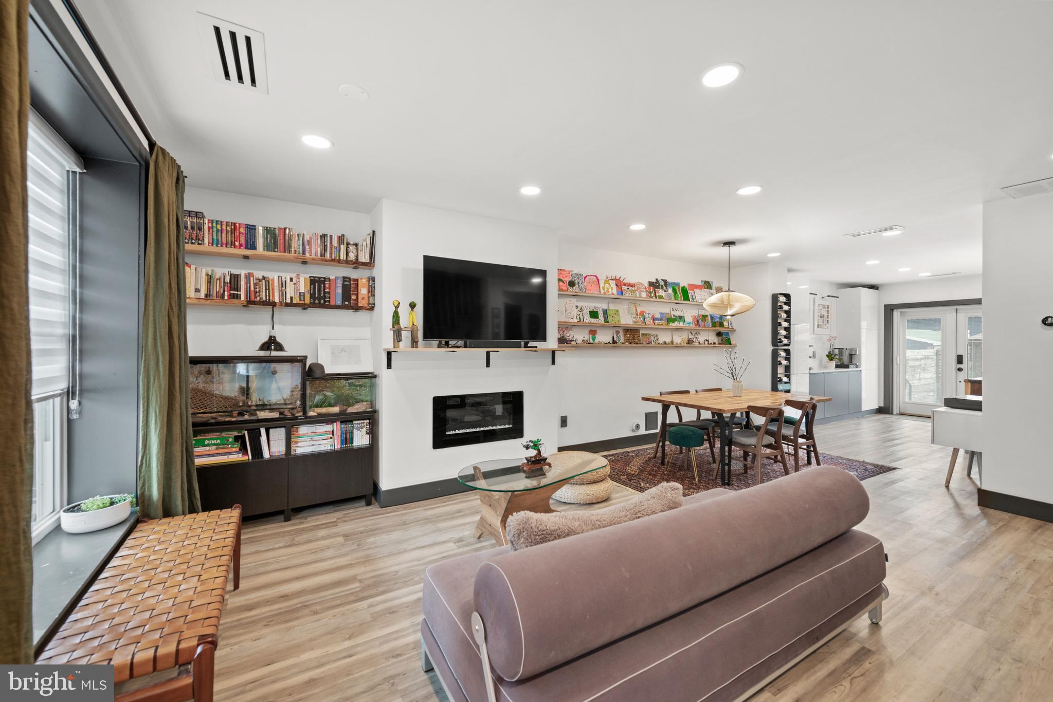 1675 Montello Avenue Northeast Washington, DC 20002 - Photo 4 of 75