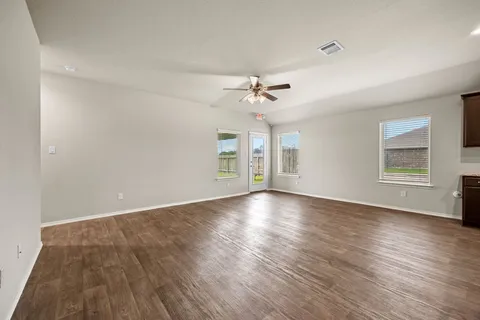 $310,000 | 8002 Tamarind Lane, Baytown, TX 77521