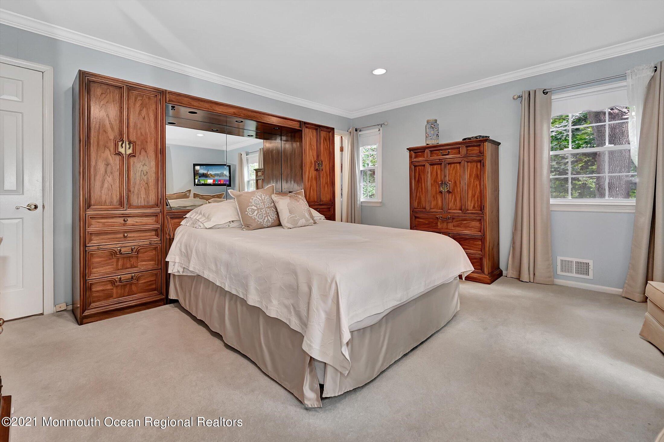 4 Fox Hunt Road Holmdel, NJ 07733 - Photo 20 of 39 Master Bedroom