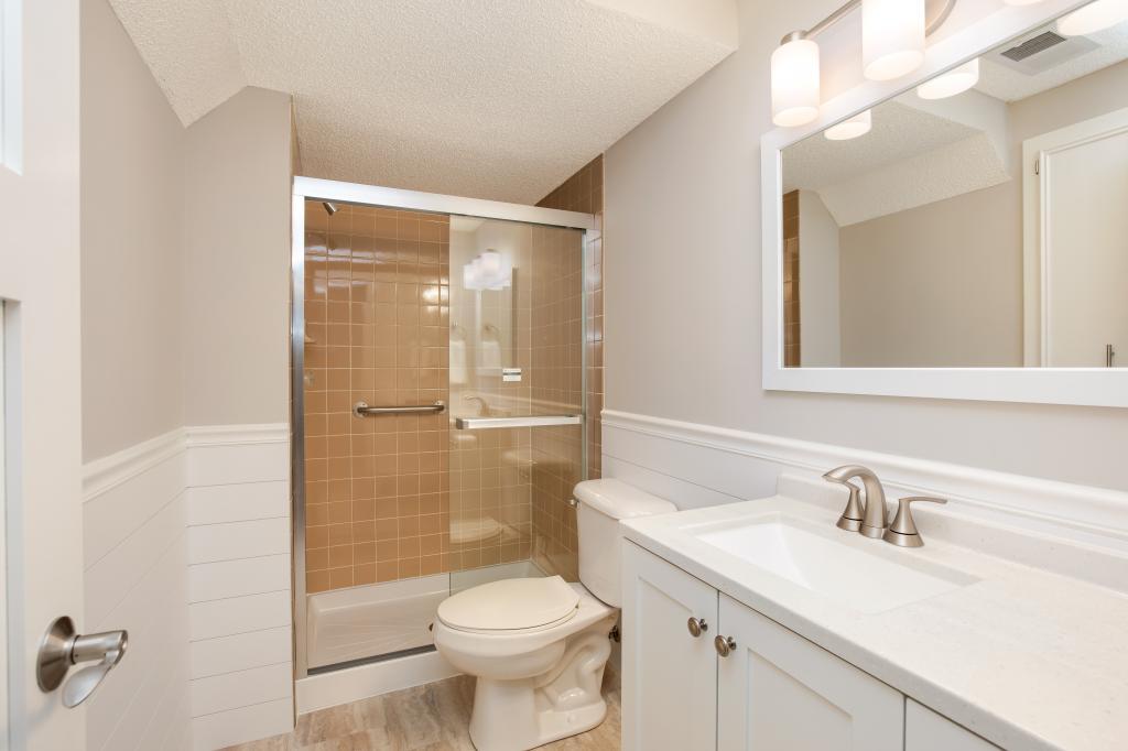 14367 Embry Path Apple Valley, MN 55124 - Photo 13 of 15 Gallery Image 13