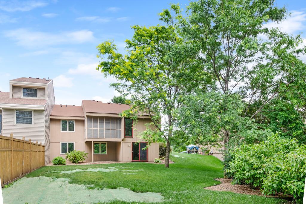 14367 Embry Path Apple Valley, MN 55124 - Photo 15 of 15 Gallery Image 15