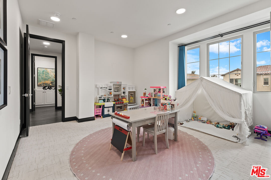 55 Suede Irvine, CA 92602 - Photo 15 of 59