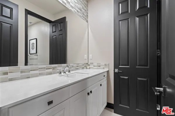 $13,500 | 55 Suede, Irvine, CA 92602