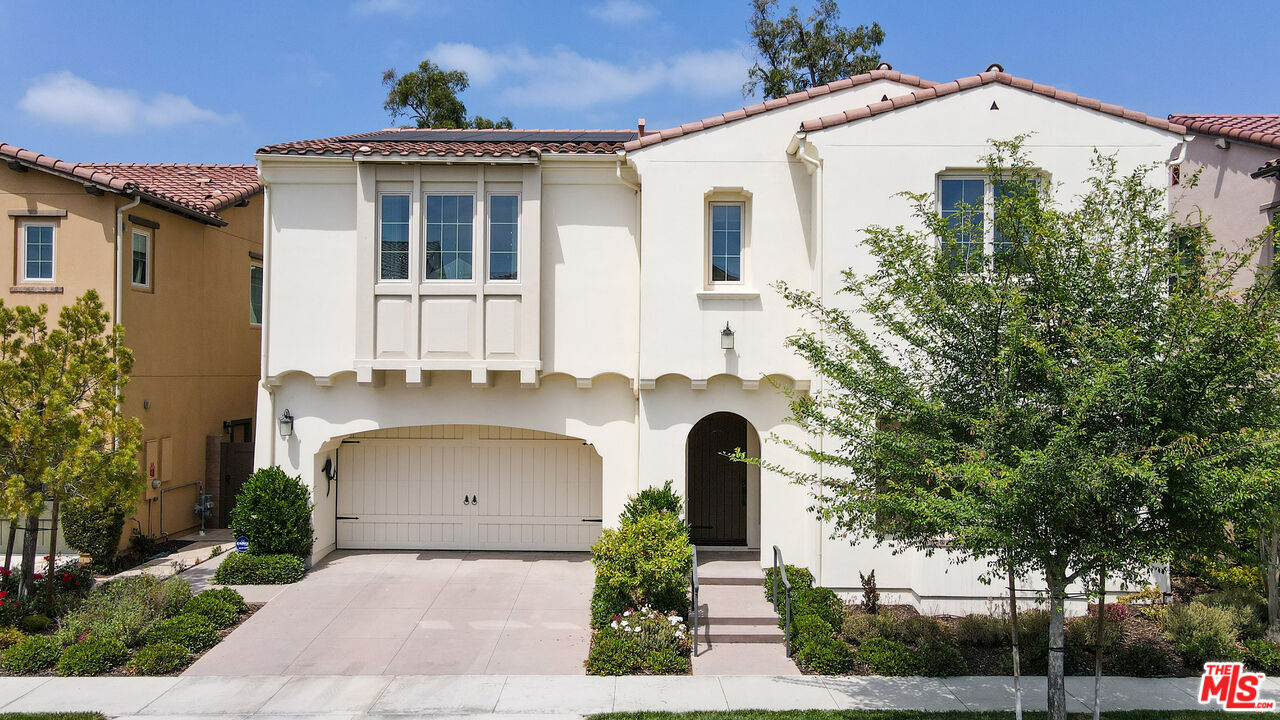 55 Suede Irvine, CA 92602 - Photo 2 of 59