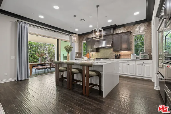 $13,500 | 55 Suede, Irvine, CA 92602