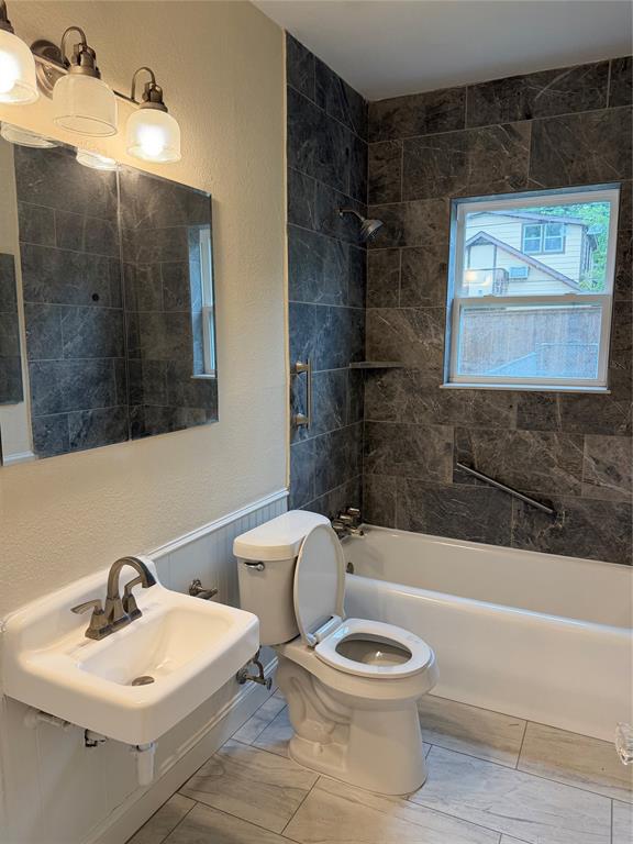 522 Cameron Avenue Dallas, TX 75223 - Photo 5 of 8