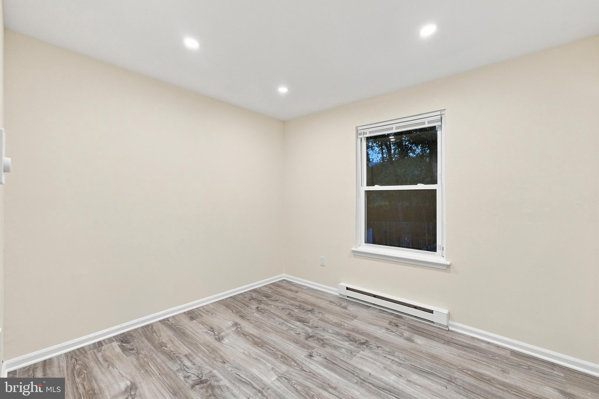 155 Hampshire Road Sicklerville, NJ 08081 - Photo 14 of 18