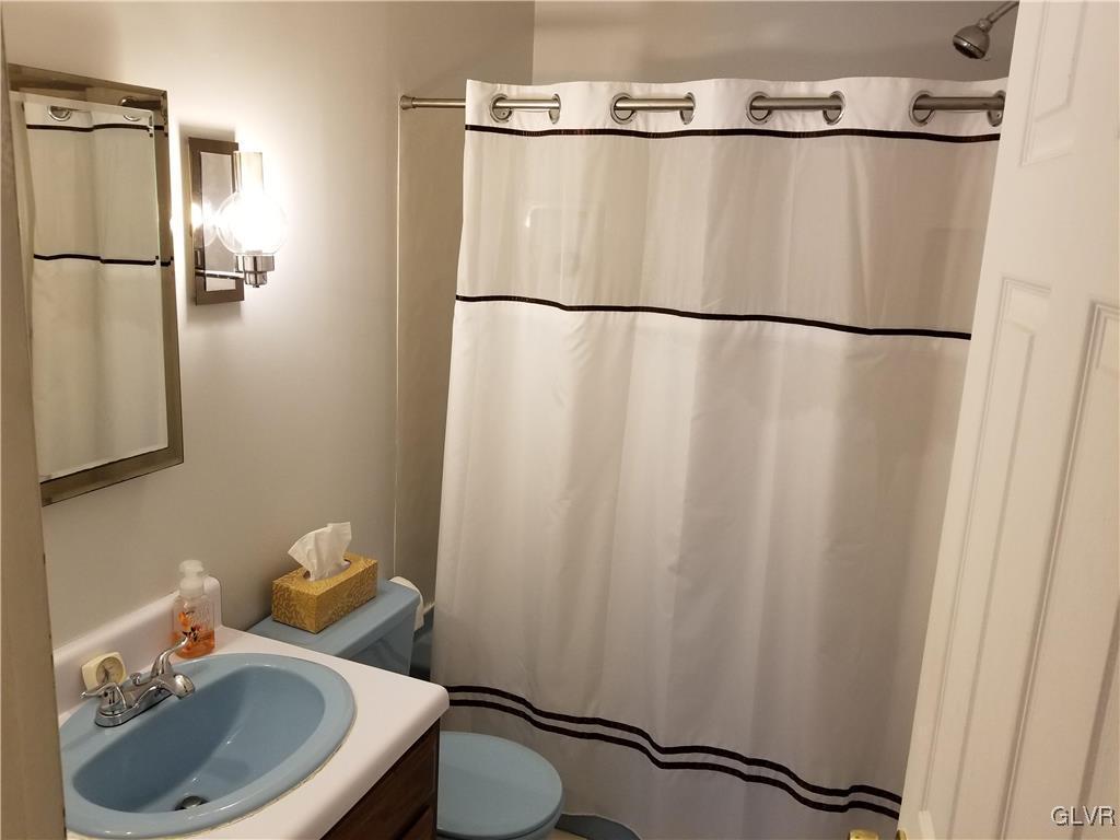4373 Wolfs Crossing Road Orefield, PA 18069 - Photo 13 of 19 Gallery Image 13