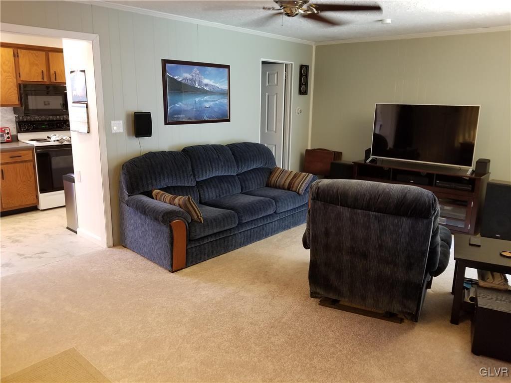 4373 Wolfs Crossing Road Orefield, PA 18069 - Photo 5 of 19 Gallery Image 5