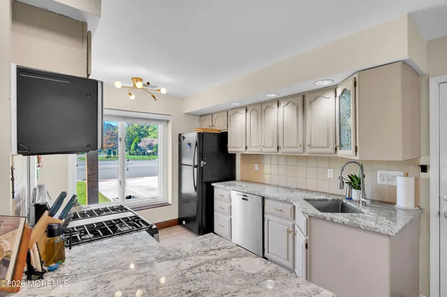 $609,000 | 1 Drury Court, Brick, NJ 08724