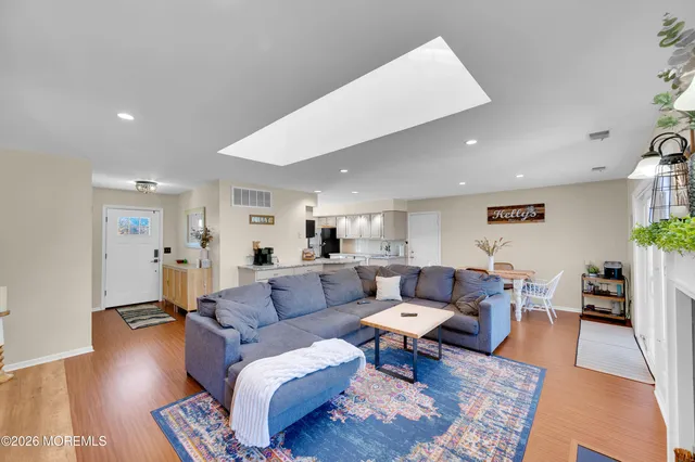 $609,000 | 1 Drury Court, Brick, NJ 08724