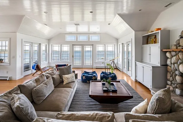 $5,999,000 | 110 Pilgrim Road, Edgartown, MA 02539