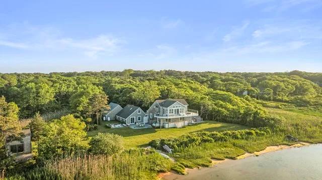 $5,999,000 | 110 Pilgrim Road, Edgartown, MA 02539