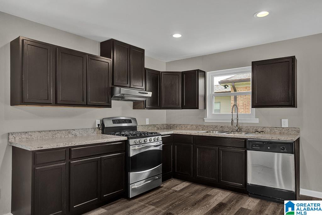 3070 Wenonah Park Road Southwest Birmingham, AL 35211 - Photo 3 of 11