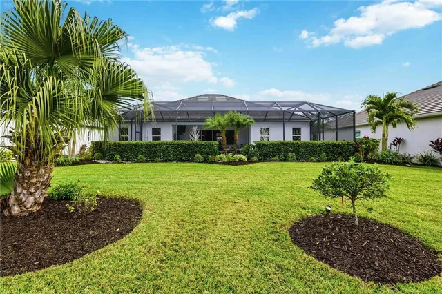 $1,225,000 | 7071 Tamworth Parkway, Sarasota, FL 34241