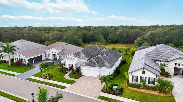 $1,225,000 | 7071 Tamworth Parkway, Sarasota, FL 34241