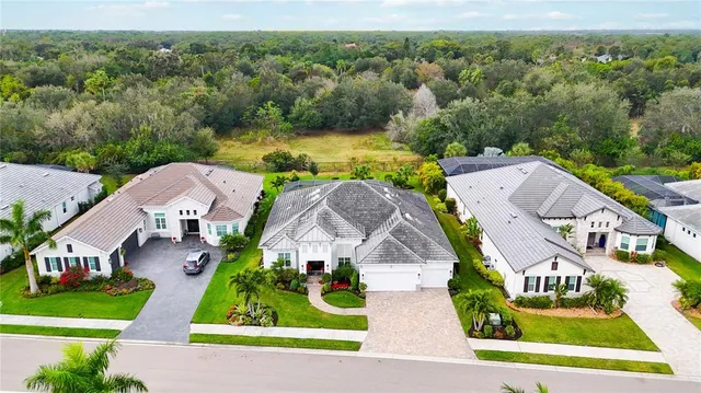 $1,225,000 | 7071 Tamworth Parkway, Sarasota, FL 34241