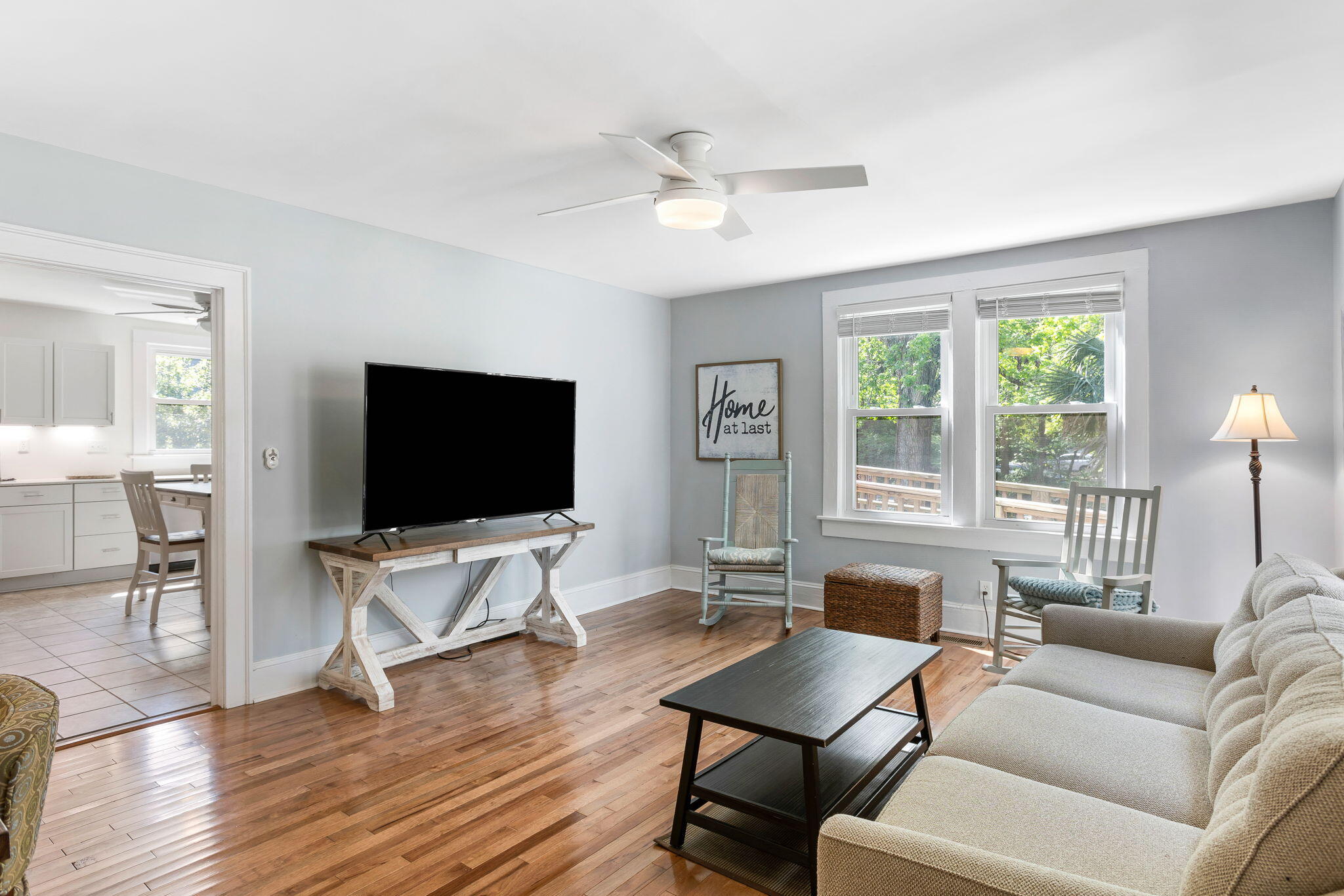 1620 Bur Clare Drive Charleston, SC 29412 - Photo 6 of 14 Living Room