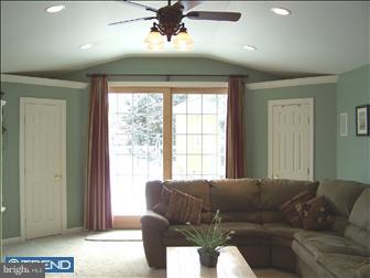 40 Church Road Horsham, PA 19044 - Photo 5 of 6 Great Room