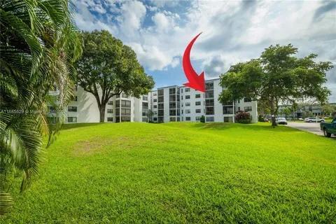 9235 Southwest 8th Street, Unit 402 Boca Raton, FL 33428 - Photo 36 of 37 b8355dcd-cfa7-49b9-bfa4-cfd510aed0ff