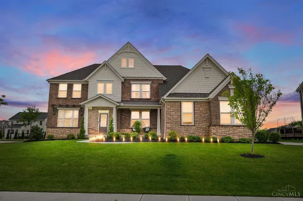 $1,100,000 | 4123 Highland Green Drive, Mason, OH 45040